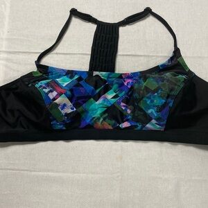 Avia Halter Top size X-Large (16-18).  (BF)